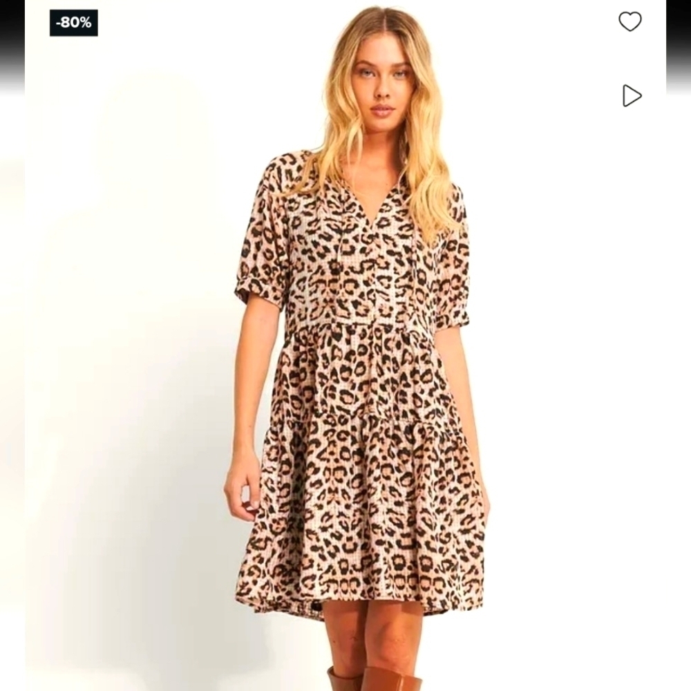 NEW! Ruffled V-Neck Mini Loose Tiered Animal Print Dress Size: 6 or Small. NWT!